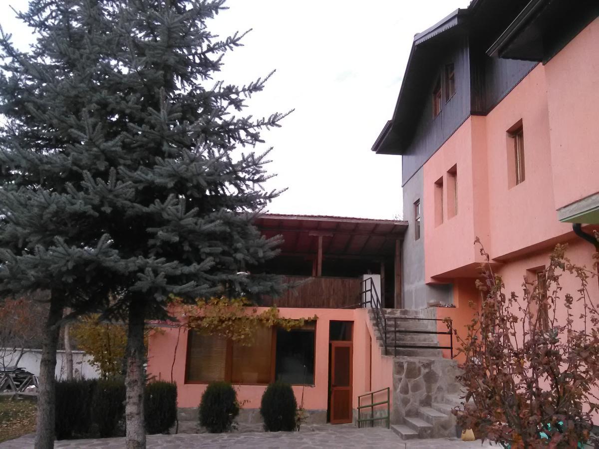 Villa Lilia Априлці Екстер'єр фото